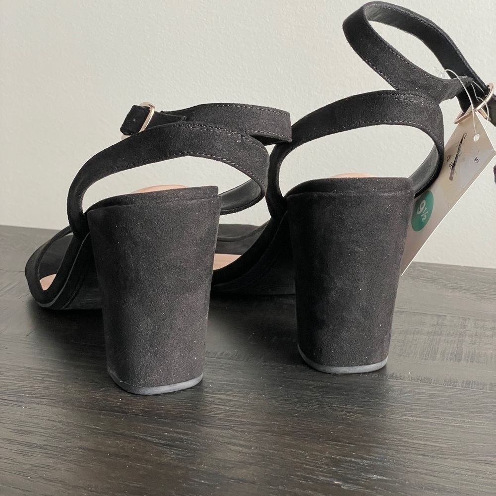 A New Day Sal Black Open Toe Pumps 4 In Heels Sz 9.5  Ankle Strap Shoes - Picture 4 of 8